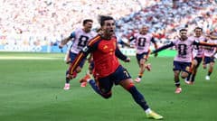 Tây Ban Nha giành chức vô địch World Cup 2026 sau 16 năm, thắng Argentina 1-0 trong hiệp phụ; Ferran Torres ghi bàn quyết định, Enzo Fernández nhận thẻ đỏ