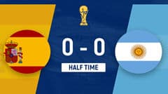 Hiệp 1: Tây Ban Nha và Argentina hòa 0-0, Martínez nhận thẻ vàng và rời sân vì chấn thương; tổng cộng 16 lỗi và 1 thẻ vàng