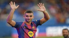 Romano: PSG và Barcelona tiến tới thương vụ Ferran Torres, giá trị 50-55 triệu euro