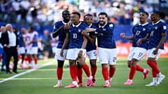 Pháp thắng Senegal 3-1; Mbappé ghi hai bàn, Olise kiến tạo