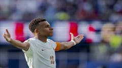 RMC: Mbappe tiếp tục chịu ảnh hưởng của chấn thương mắt cá, thực hiện chương trình tập luyện riêng trong buổi tập thứ Hai của đội tuyển Pháp