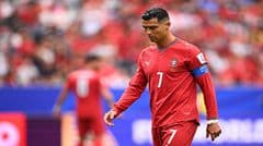 Scholes cho rằng Ronaldo nên ra sân trong những phút cuối; Messi ghi hat‑trick, Mbappé ghi đôi, Ronaldo tỏ không hài lòng