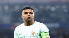 Mbappé bằng kỷ lục 57 bàn thắng của Giroud; ghi bàn trong trận World Cup đầu tiên, nâng tổng số bàn thắng quốc gia lên mức cao nhất của Pháp