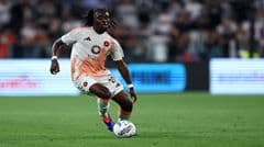 Roma cân nhắc bán Manu Koné để cải thiện tài chính, Manchester United và Chelsea quan tâm
