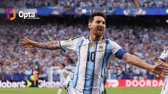 Lionel Messi ghi 5 bàn thắng từ ngoài vòng cấm trong World Cup, sánh ngang kỷ lục lịch sử