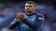 Mundo Deportivo: Manchester City yêu cầu gần 70 triệu euro cho Rodri, Barcelona cho rằng quá cao