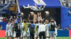 Argentina lội ngược dòng 3-2 trước Ai Cập, Messi ghi bàn và kiến tạo giúp đội vào tứ kết