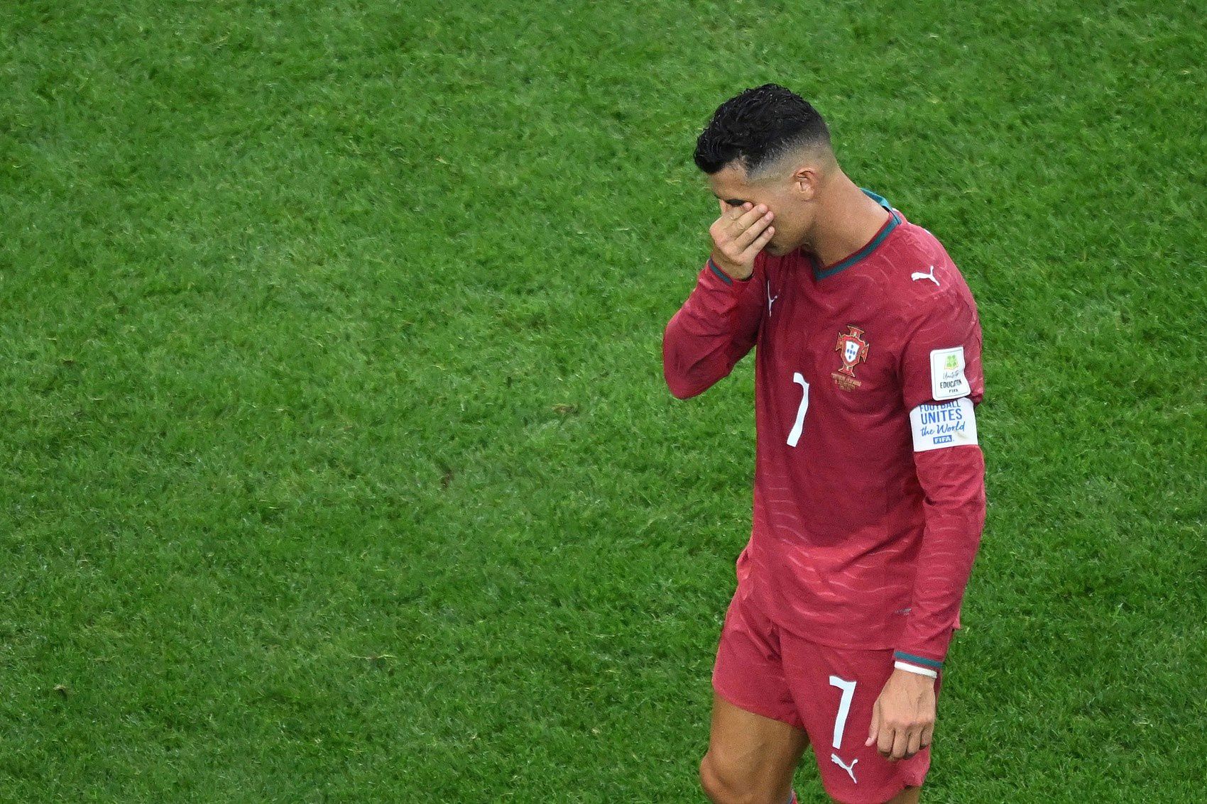 Thành tích tốt nhất của Cristiano Ronaldo ở vòng bảng World Cup chỉ là 1 bàn thắng, lọt vào bán kết năm 2006 Thành tích tốt nhất của Cristiano Ronaldo ở vòng bảng World Cup chỉ là 1 bàn thắng, lọt vào bán kết năm 2006