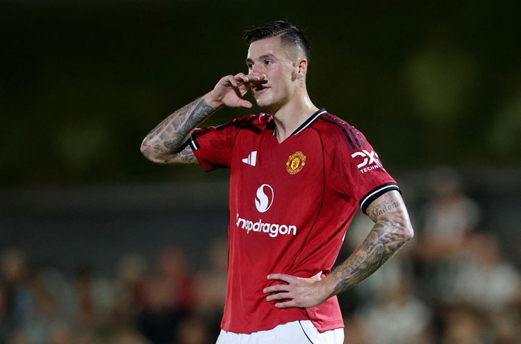 Man United đối mặt bài toán khó khi Bayern Munich nhòm ngó tiền đạo Šeško, coi anh là người thay thế lý tưởng cho Harry Kane