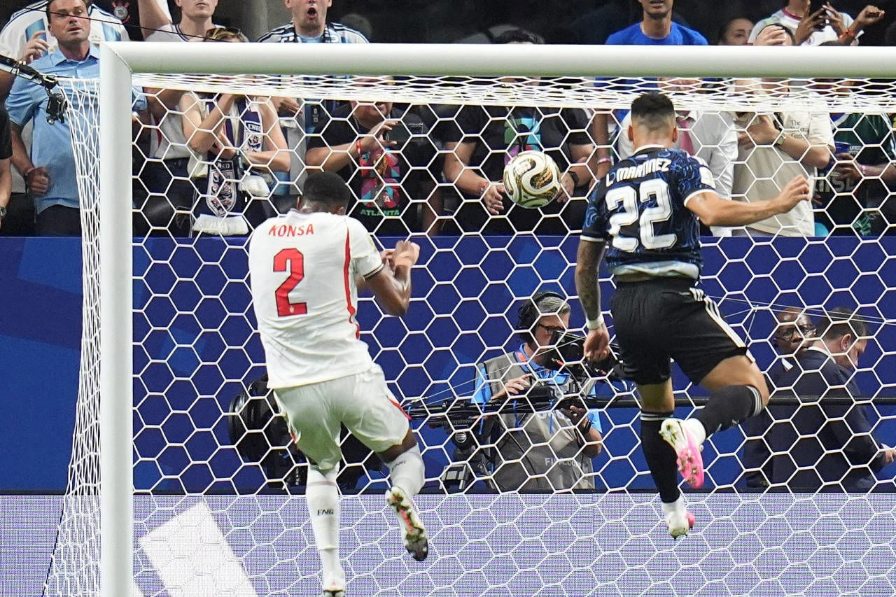 Anh 1-2 Argentina | Messi cú đúp kiến tạo, Argentina ngược dòng ngoạn mục ở phút cuối Anh 1-2 Argentina | Messi cú đúp kiến tạo, Argentina ngược dòng ngoạn mục ở phút cuối