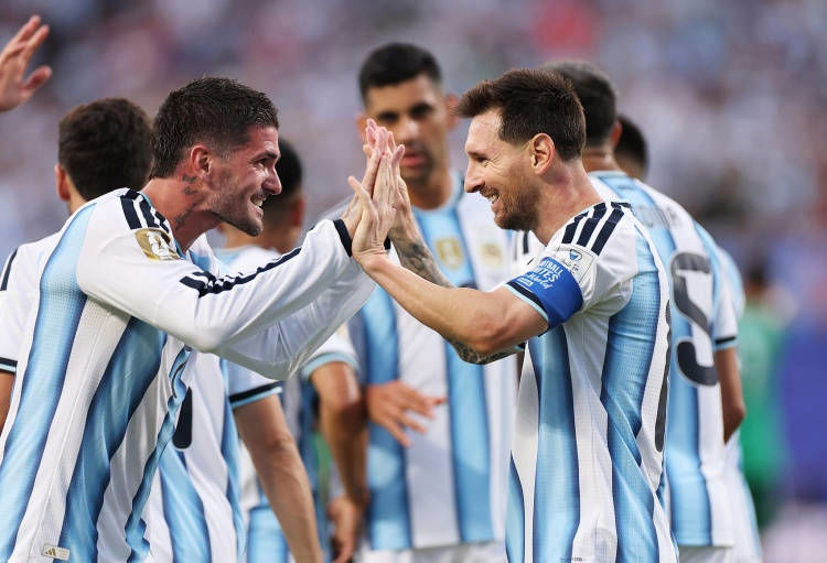 Argentina 3-0 Algeria | Messi lập hat-trick, nhà đương kim vô địch khởi đầu thuận lợi Argentina 3-0 Algeria | Messi lập hat-trick, nhà đương kim vô địch khởi đầu thuận lợi