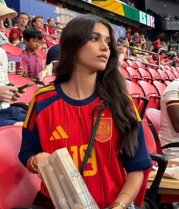 Yamal ghi bàn đầu tiên tại World Cup, còn công khai “phát cẩu lương”: “Cô gái của tôi!”