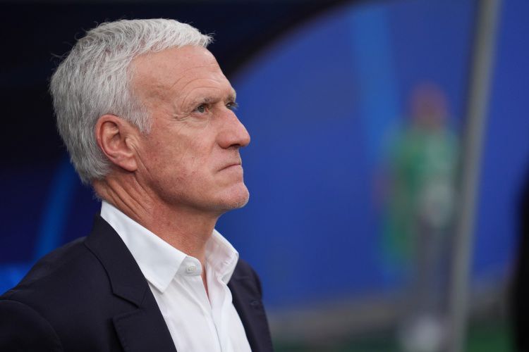 Pháp là một trong những đội bị ảnh hưởng nhiều nhất bởi đợt nắng nóng tại World Cup, trong khi Tây Ban Nha ít bị ảnh hưởng hơn Pháp là một trong những đội bị ảnh hưởng nhiều nhất bởi đợt nắng nóng tại World Cup, trong khi Tây Ban Nha ít bị ảnh hưởng hơn