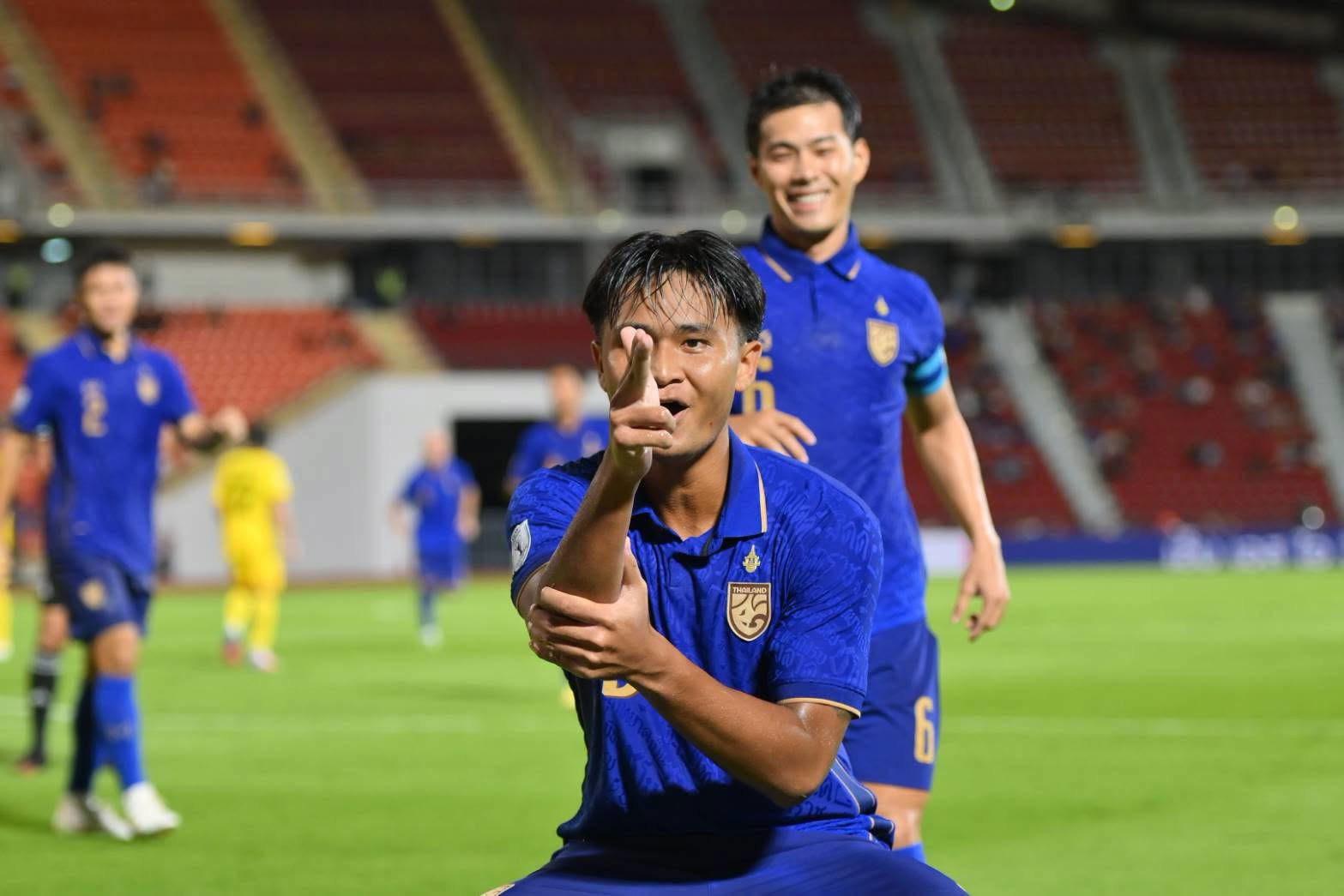 Thái Lan 3-0 Malaysia | Thế hệ mới của bóng đá Thái Lan tỏa sáng