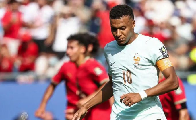 60 năm chỉ 4 lần, 2 ngày đã 2 lần! Messi và Mbappe cùng có ngày thi đấu hỏng phạt đền + ghi bàn + kiến tạo