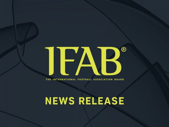 FIFA: VAR can thiệp với lỗi của đội tấn công trước các tình huống bóng chết dẫn đến bàn thắng FIFA: VAR can thiệp với lỗi của đội tấn công trước các tình huống bóng chết dẫn đến bàn thắng
