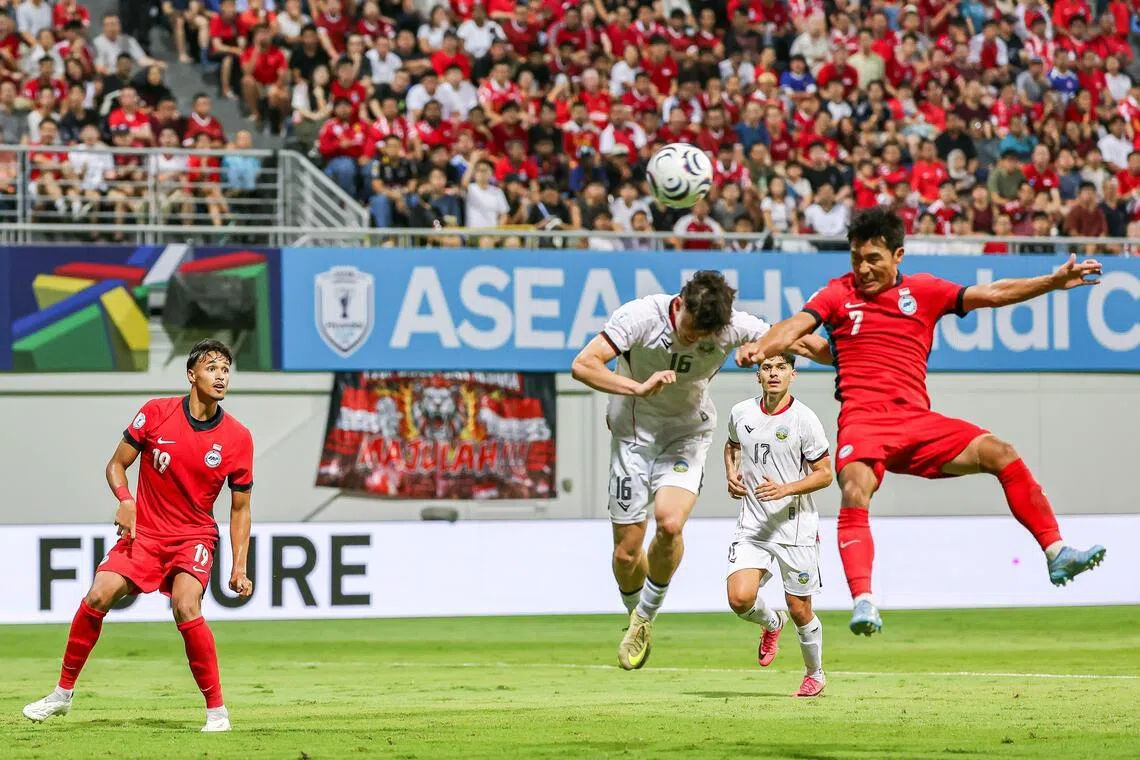 Singapore thắng Đông Timor 2-0, nối dài mạch toàn thắng Singapore thắng Đông Timor 2-0, nối dài mạch toàn thắng