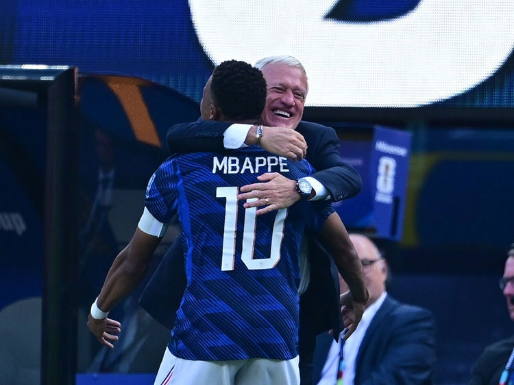 Mbappe 6 bàn sau 4 trận tại giải năm nay – 18 bàn sau 18 trận World Cup, chính thức soán ngôi vua phá lưới các trận knock-out