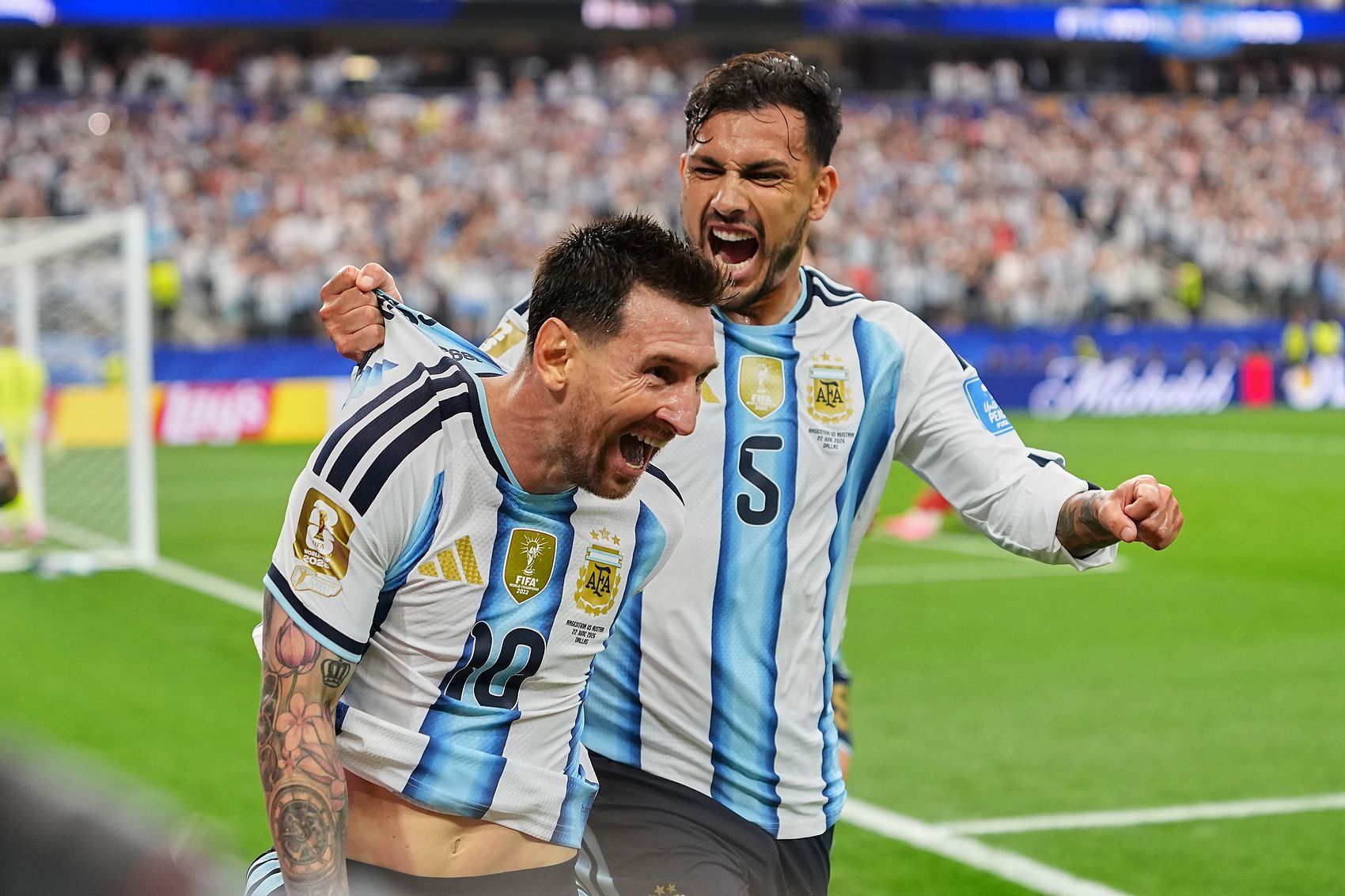 Messi dự kiến sẽ ra sân, trong khi thủ môn D. Martinez sẽ tiếp tục bắt chính Messi dự kiến sẽ ra sân, trong khi thủ môn D. Martinez sẽ tiếp tục bắt chính