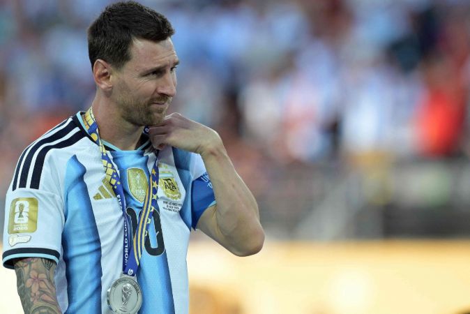 Đất định mệnh! Messi thua chung kết World Cup ở New York, cũng thua chung kết Copa America 2016 trên sân này
