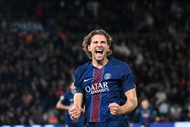 Báo Anh: Liverpool có cơ hội chiêu mộ Zabarnyi, Iraola từng dẫn dắt anh tại Bournemouth Báo Anh: Liverpool có cơ hội chiêu mộ Zabarnyi, Iraola từng dẫn dắt anh tại Bournemouth