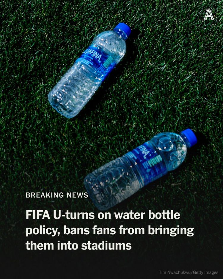 TA: FIFA thay đổi luật, cấm người hâm mộ mang chai nước vào sân vận động trong suốt World Cup TA: FIFA thay đổi luật, cấm người hâm mộ mang chai nước vào sân vận động trong suốt World Cup