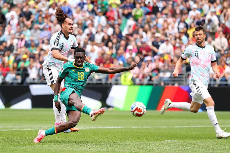 Ngược dòng ngoạn mục! Bỉ thắng Senegal 3-2 sau hiệp phụ – Tielemans tự “chuộc lỗi” với cú gỡ hòa và phạt đền quyết định ở phút bù giờ Ngược dòng ngoạn mục! Bỉ thắng Senegal 3-2 sau hiệp phụ – Tielemans tự “chuộc lỗi” với cú gỡ hòa và phạt đền quyết định ở phút bù giờ
