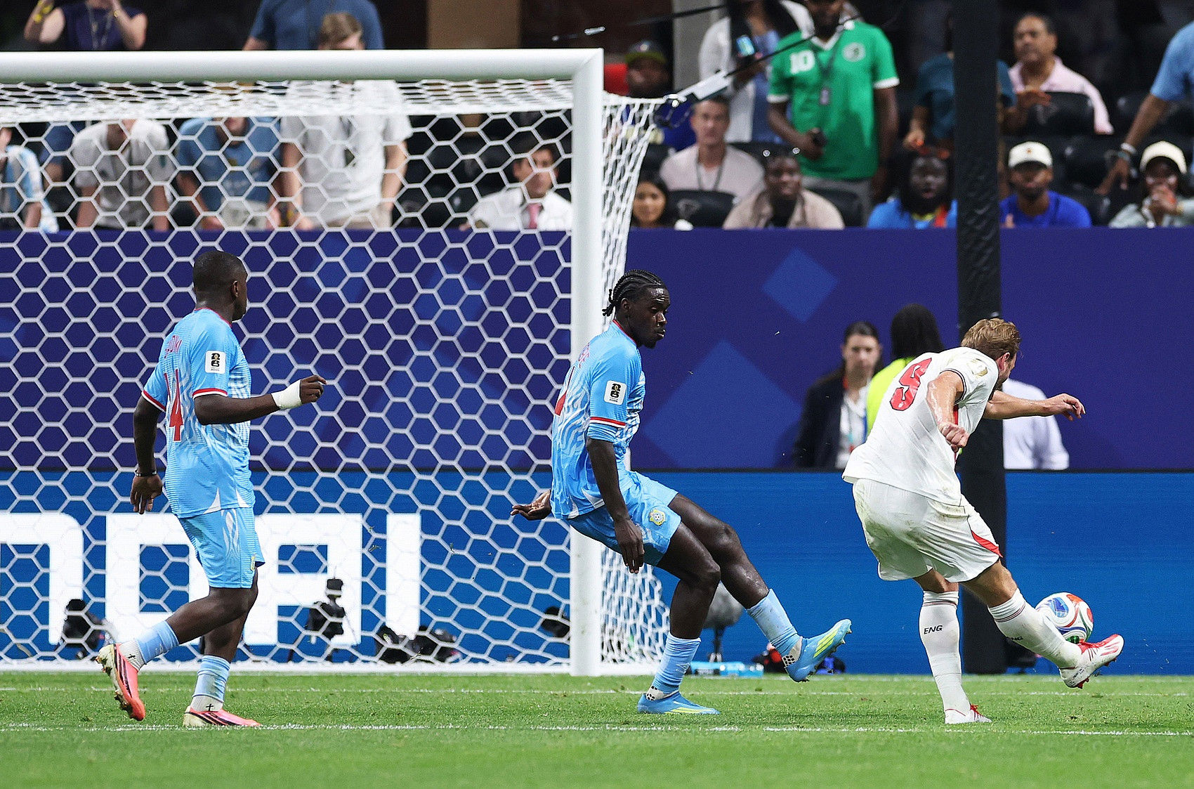 ĐT Anh toàn thắng trong cả 3 lần đối đầu các đại diện châu Phi ở vòng knock-out World Cup