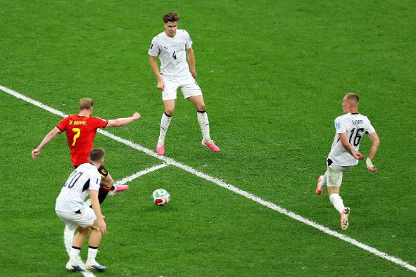 Rostov ghi 3 bàn thắng chỉ trong 14 giây! Lần gần nhất Bỉ ghi được 3 bàn thắng tại World Cup là vào năm 2018 trong trận đấu với Nhật Bản Rostov ghi 3 bàn thắng chỉ trong 14 giây! Lần gần nhất Bỉ ghi được 3 bàn thắng tại World Cup là vào năm 2018 trong trận đấu với Nhật Bản